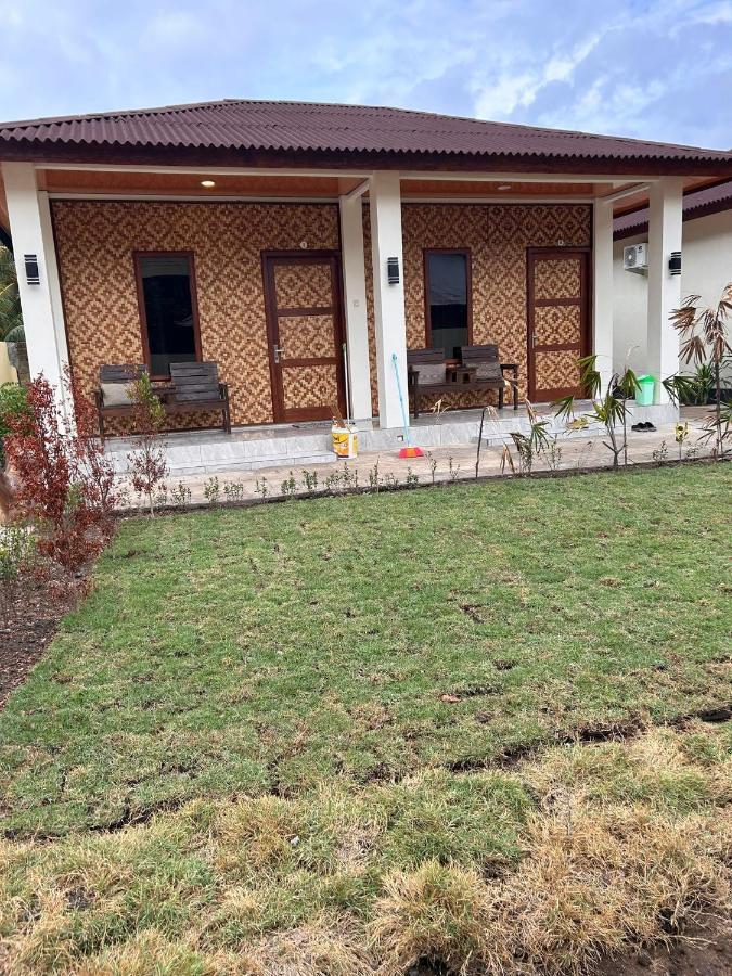 Gihon Bungalow Гили Траванган Экстерьер фото